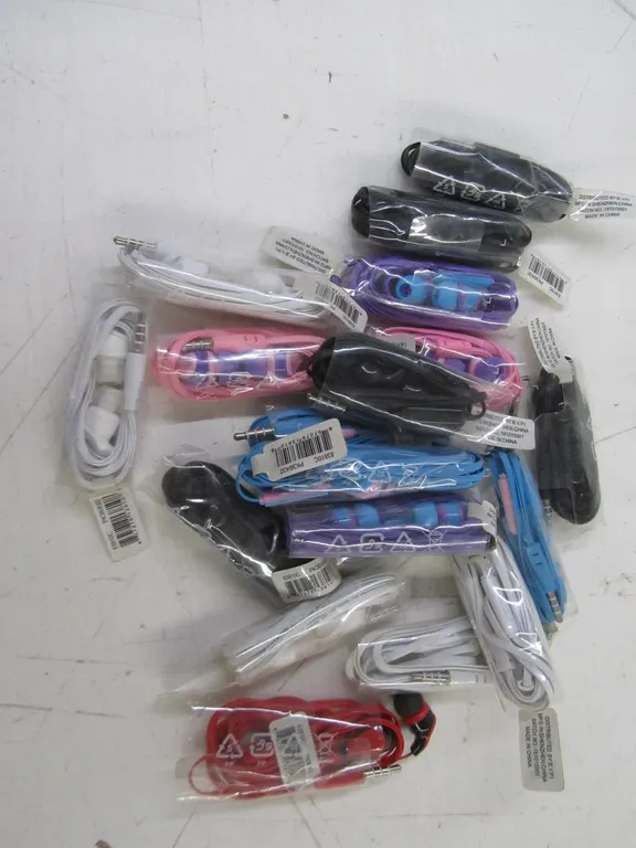 Wholesale Lot Of Wired Earbuds