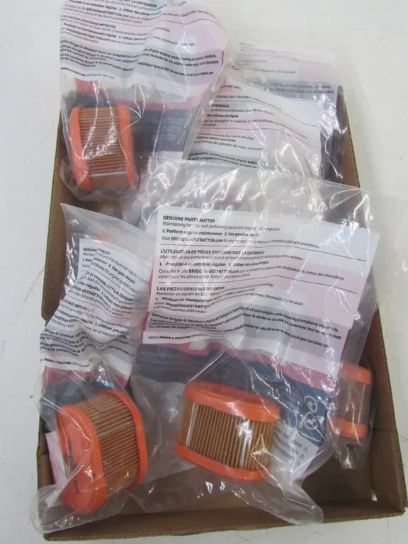 Lot Of Briggs And Stratton Air Filter Cartridges