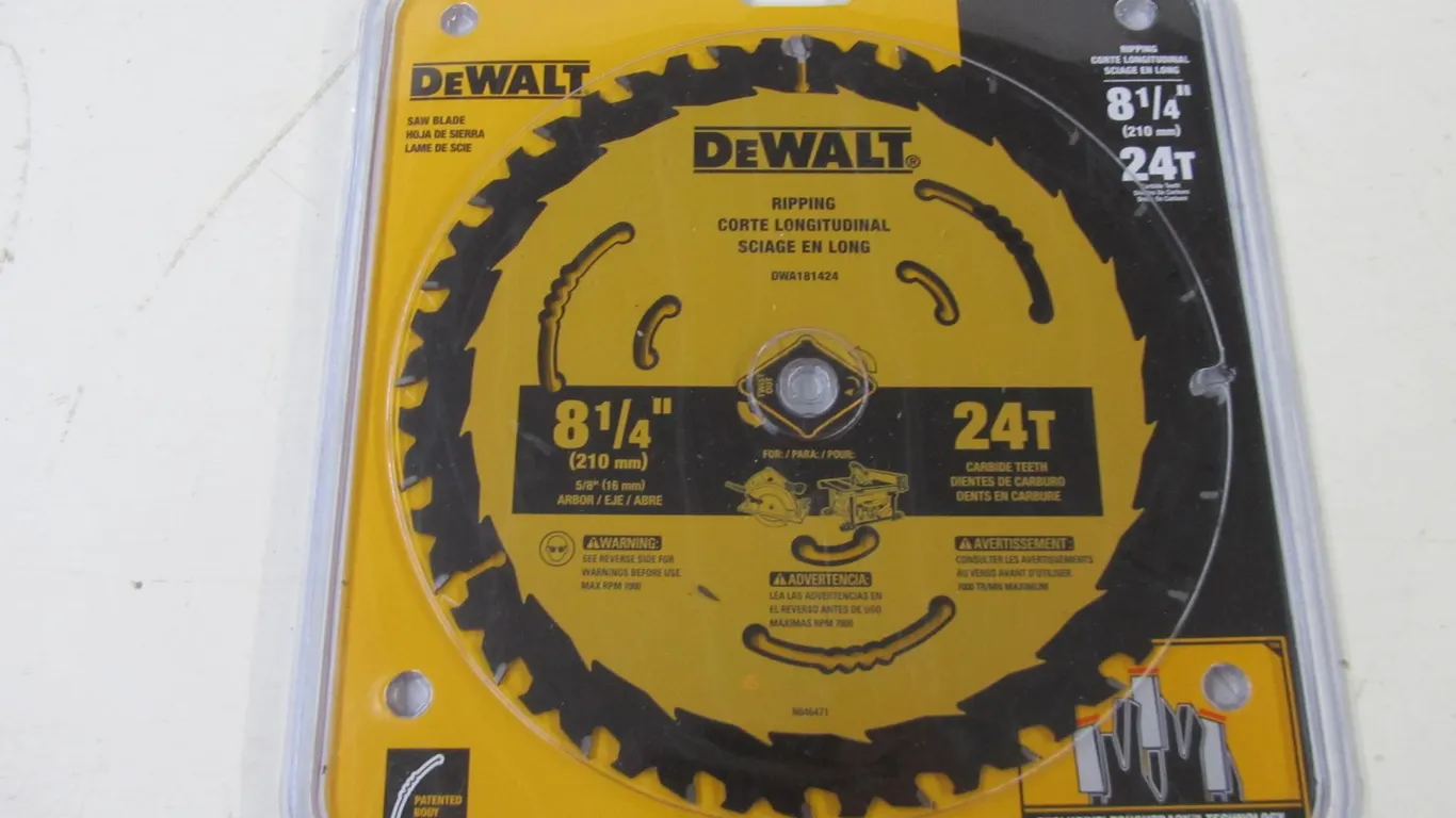 DeWalt 8-1/4" Ripping Saw Blade