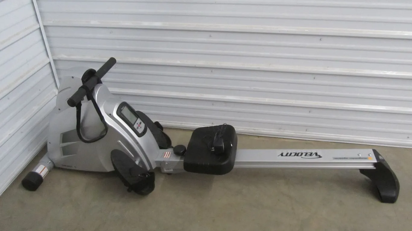 Velocity Exercise Magnetic System Row Machine