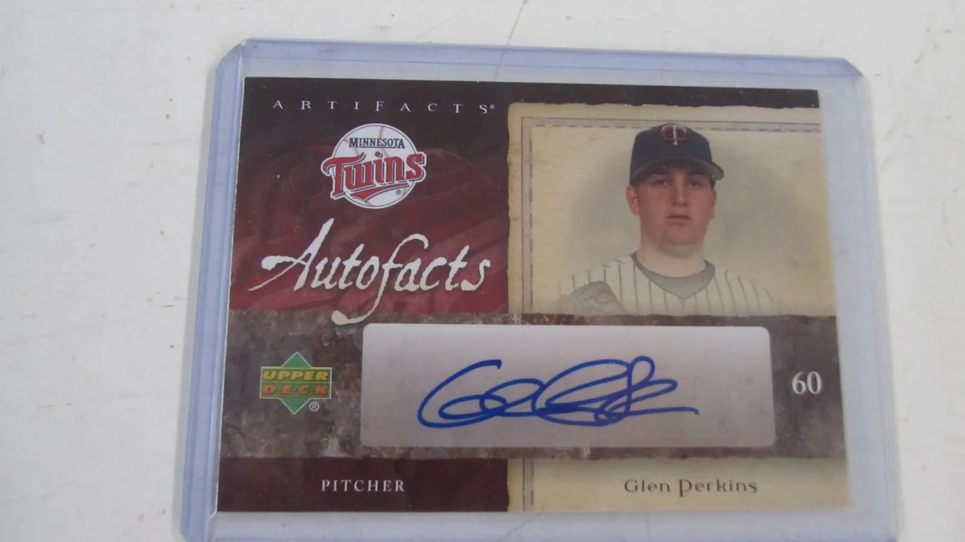2007 Upper Deck Autofacts Glen Perkins Card