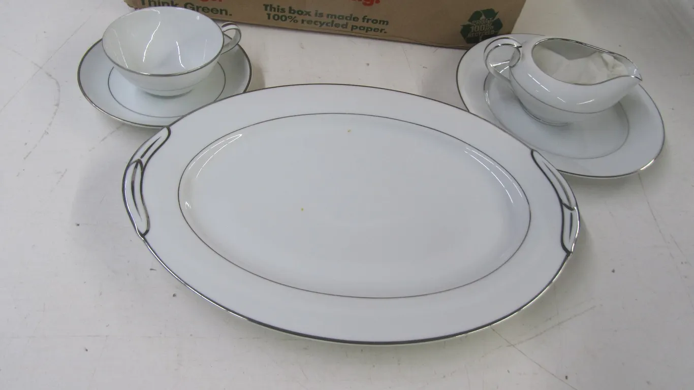 Lot Of Noritake Derry #5931 China Dishware