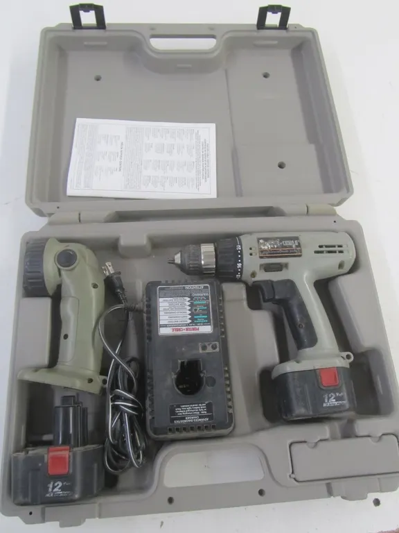 Porter Cable 12v Cordless Drill Driver And Flashlight
