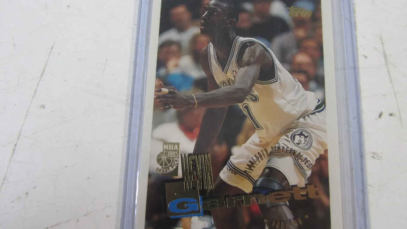 1996 Topps Kevin Garnett Rookie Card