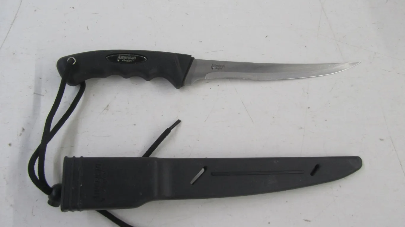 American Angler Fillet Knife w/Sheath