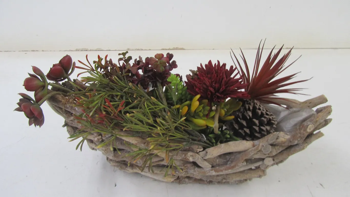 Artificial Plant Arrangement