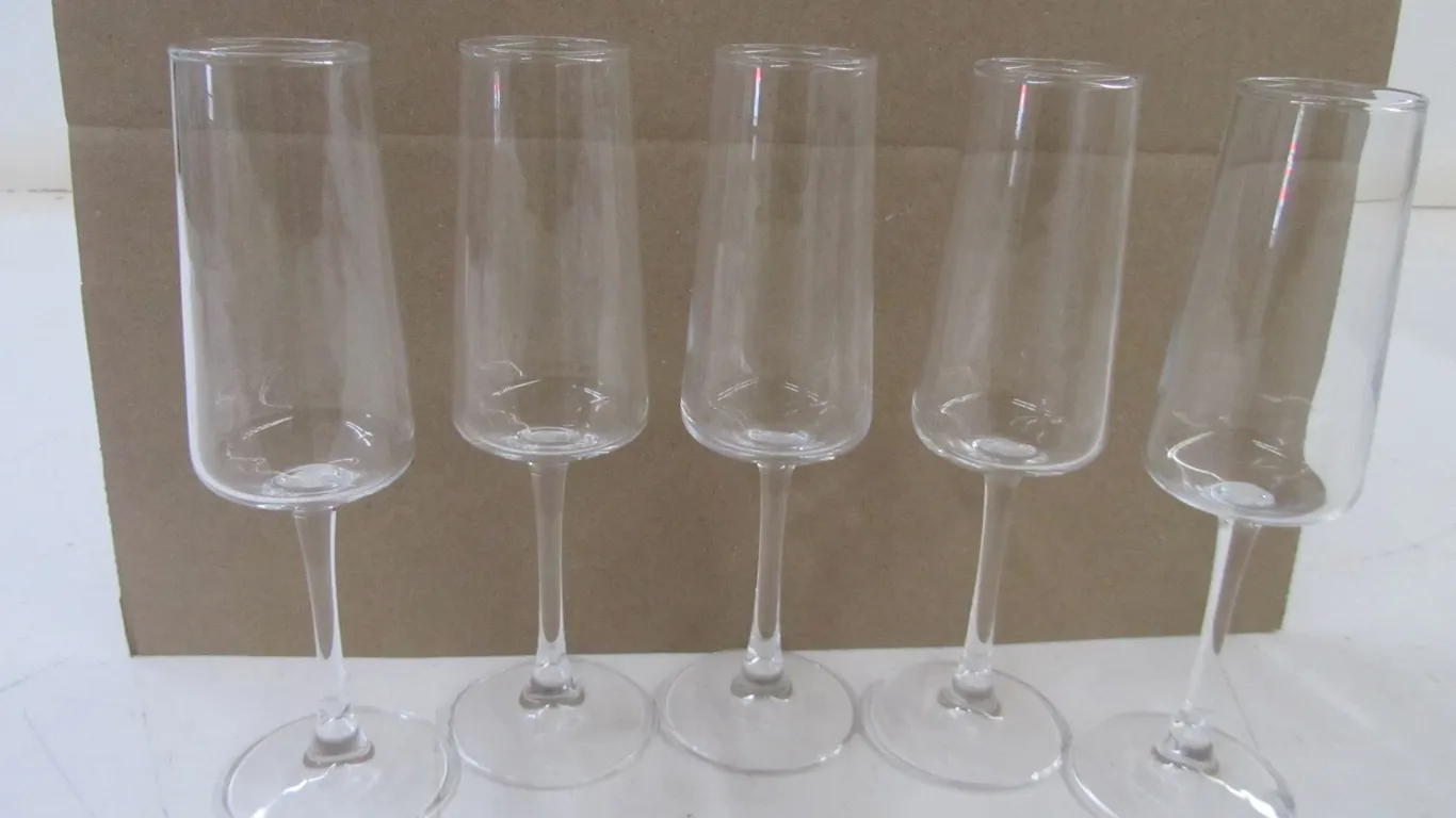 Set Of (5) Champagne Glasses