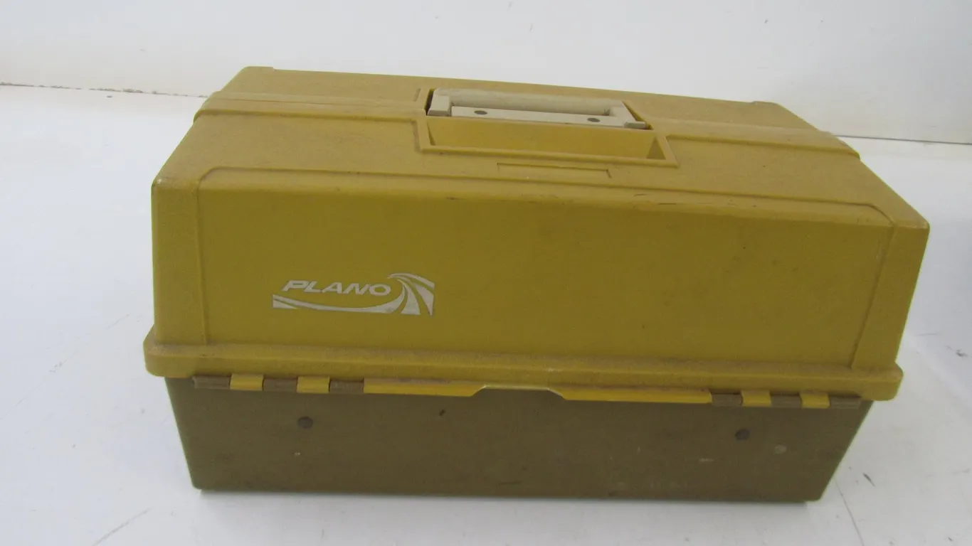 Plano 8106 Tackle Box Full Of Assorted Tackle