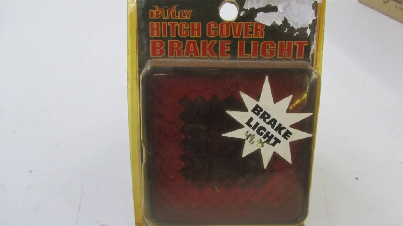 Bully Hitch Cover Brake Light