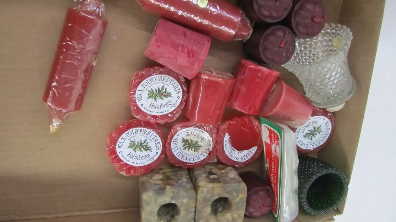 Lot Of Assorted Candles