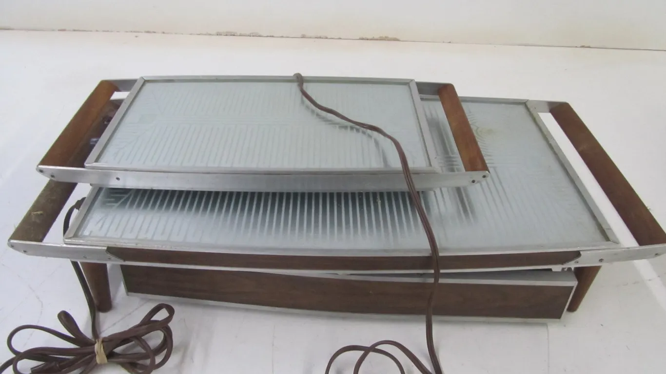 (2) Salton Electric Food Warming Trays