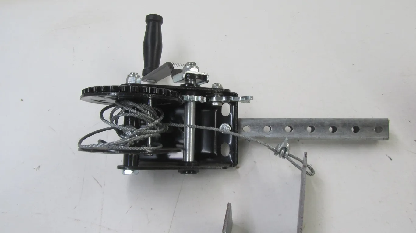 Sea Sense 600lb All Purpose Winch