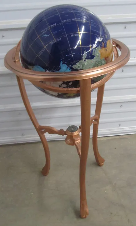 Unique Globe w/Stand