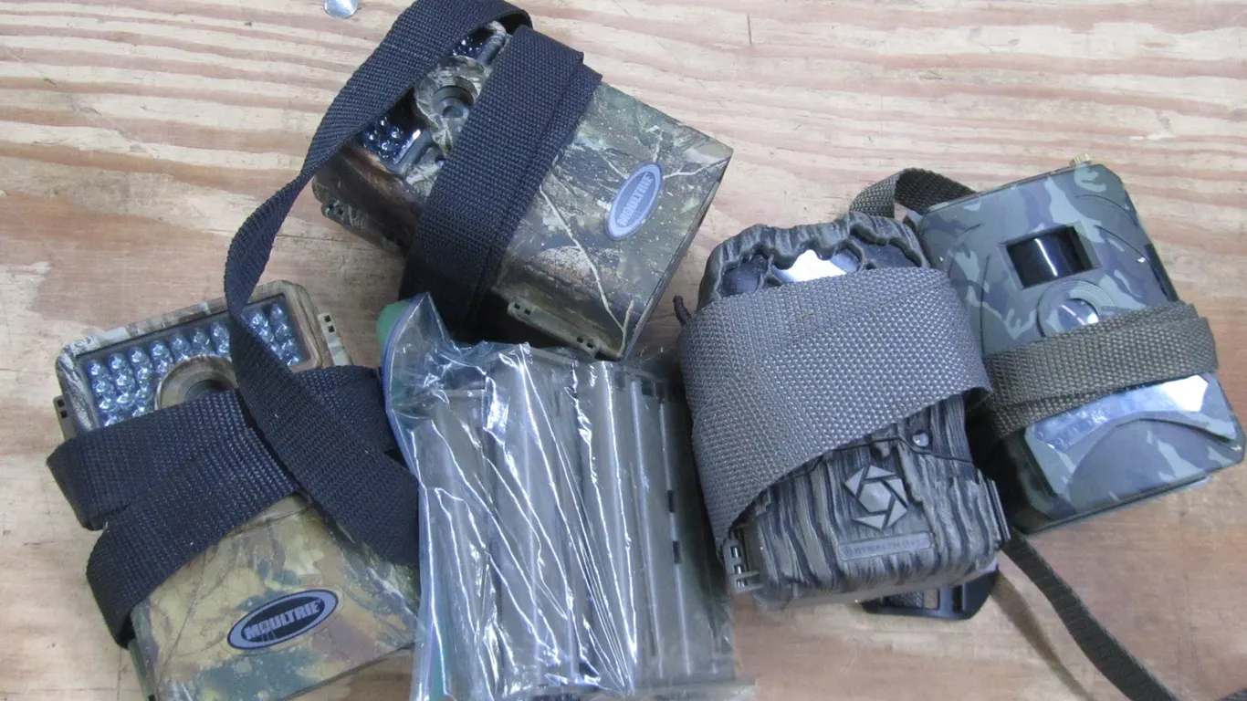 (4) Trail Cameras