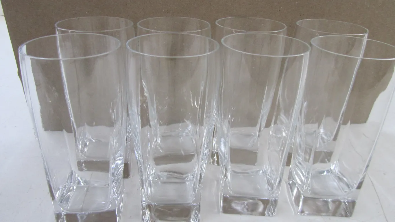 Set Of (8) Drinking Glasses