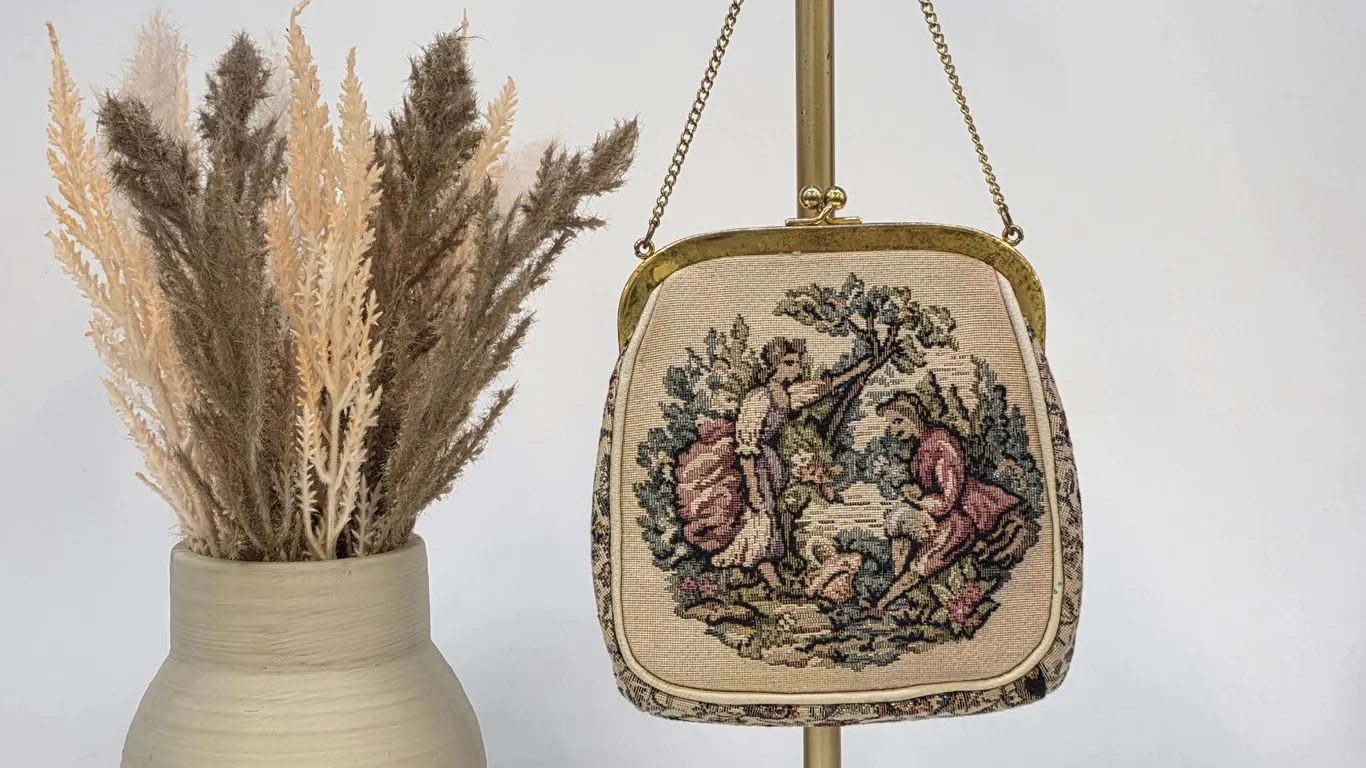 Vintage JR Miami USA Tapestry Handbag Kiss Lock Gold Chain Pastoral Scene Bag