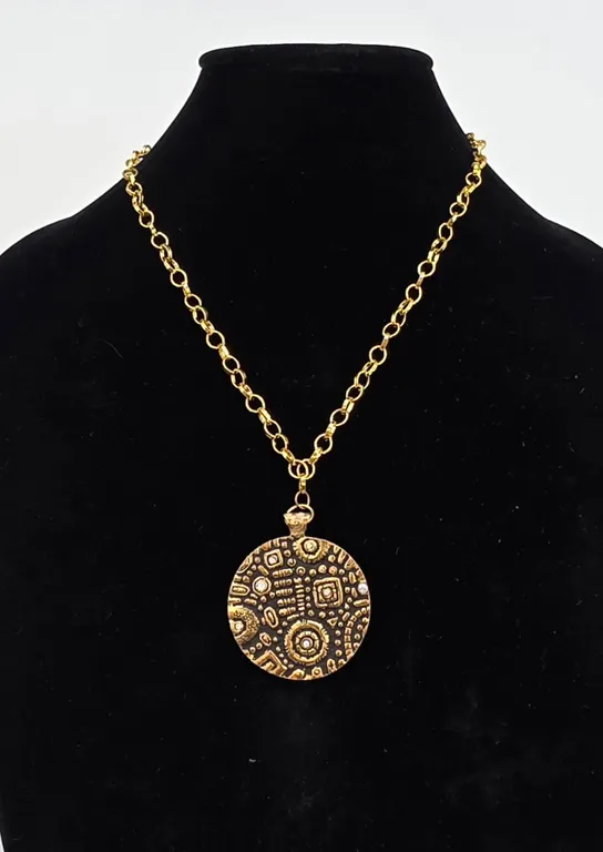 Gold Tone Textured Medallion Rhinestone Pendant Necklace Geometric Boho