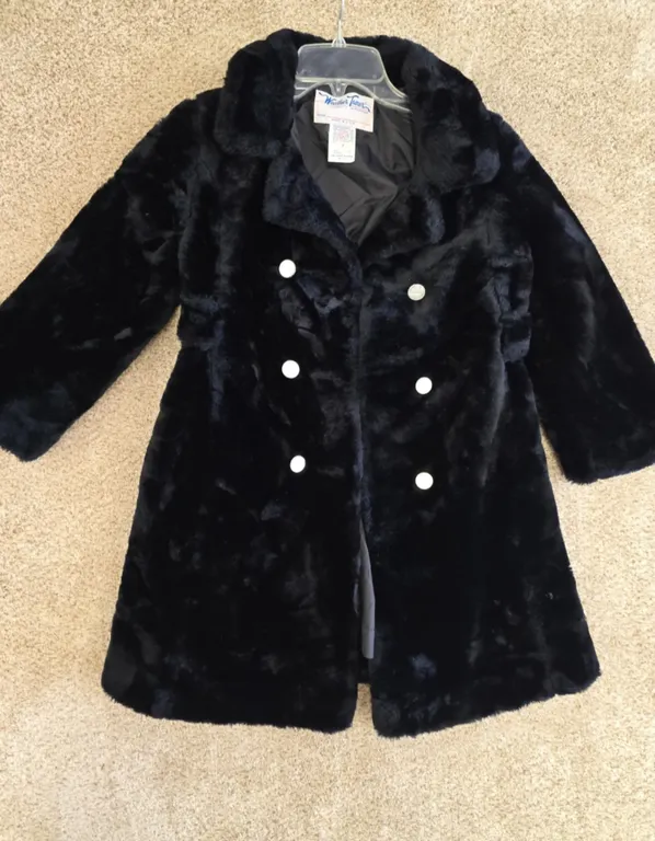 Girls vintage Winter Coat Size 7