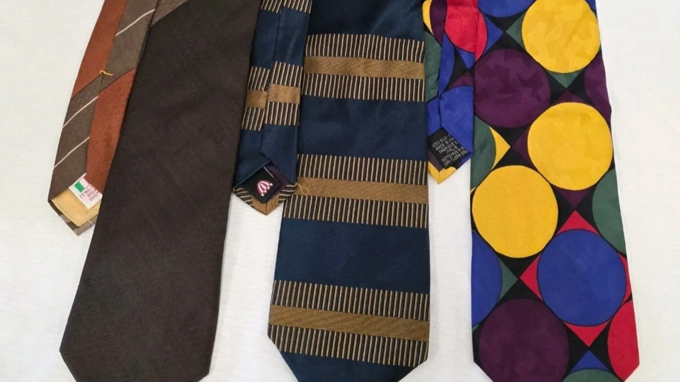 Lot of 3 Vintage Mens Silk Ties Mort Wallin Italian Geometric Abstract Print