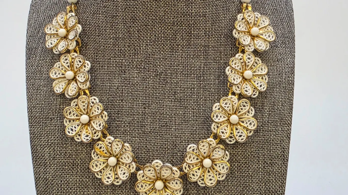 White Lattice Flower Statement Necklace Gold Tone Faux Pearl Floral
