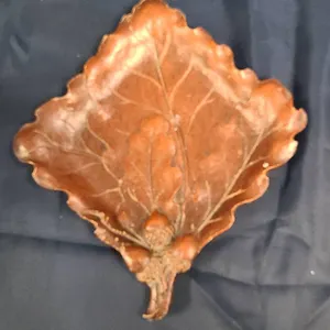 SyoWood Oak Leaf and Acorns Designed Decorative Tray