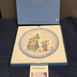 Schmid Parade Into Toyland Christmas 1980 Collector Plate
