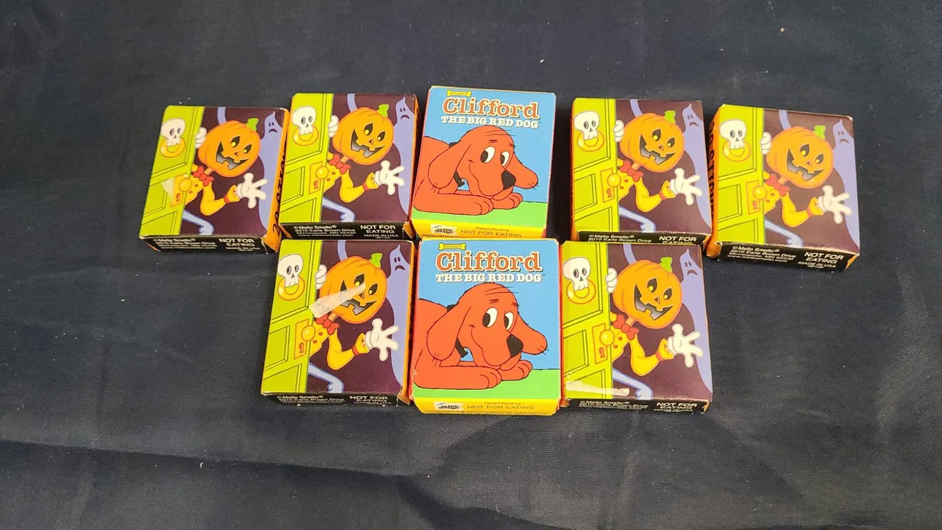 7 Clifford Pumpkin Halloween Sticker Boxes 1992