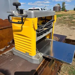 DeWalt 13" Thickness Planer
 UNRESERVED