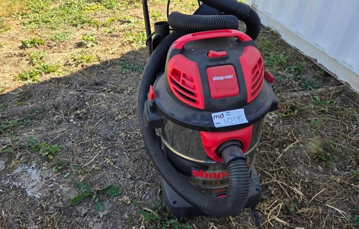 Shop-Vac Wet/Dry Vacuum
UNRESERVED