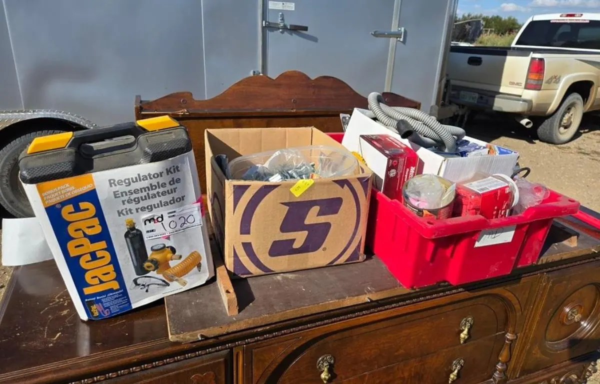 JacoPac Regulator Kit & Various Tools
UNRESERVED