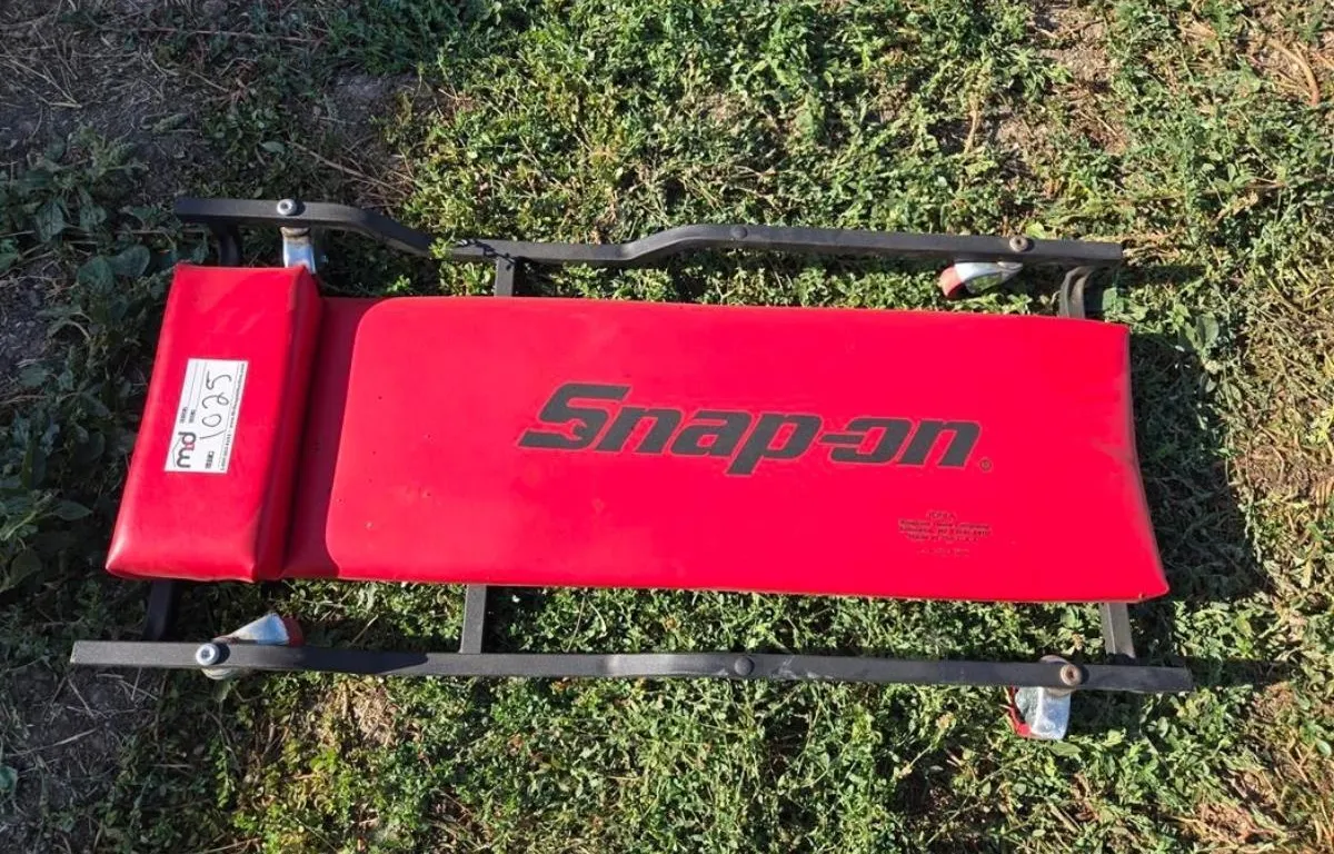 Snap-On Rolling Mechanic's Creeper
UNRESERVED