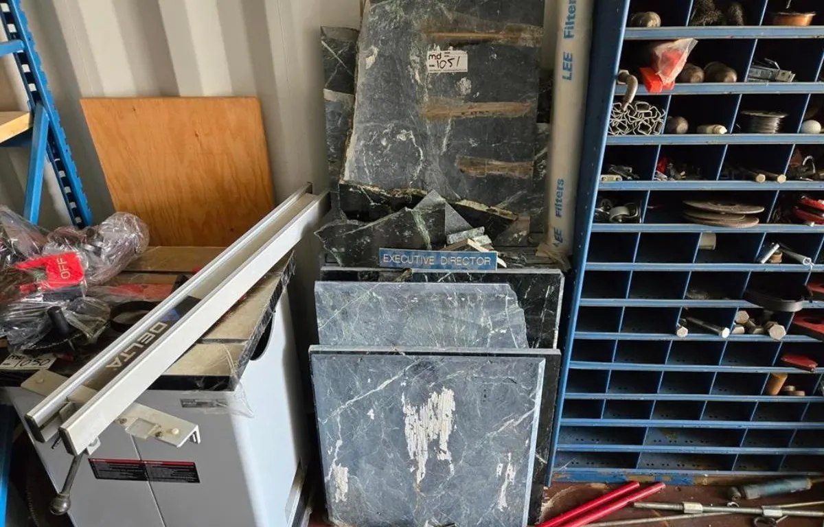 Assorted Dark Stone Slabs and Offcuts
UNRESERVED