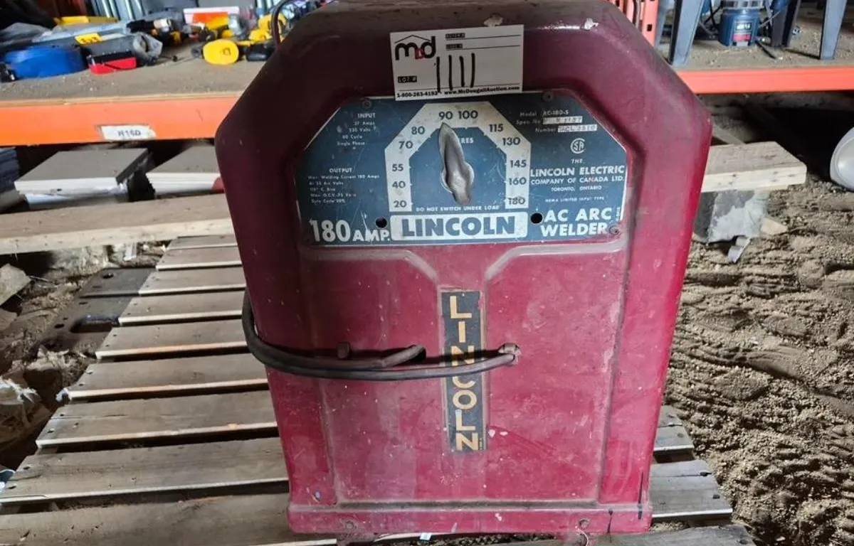 Lincoln AC-180-S 180 Amp AC Arc Welder
UNRESERVED