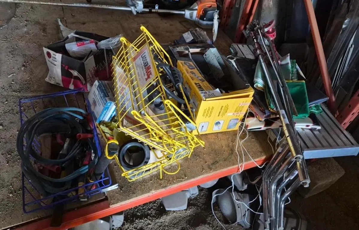 Assorted Shop Tools and Supplies
UNRESERVED