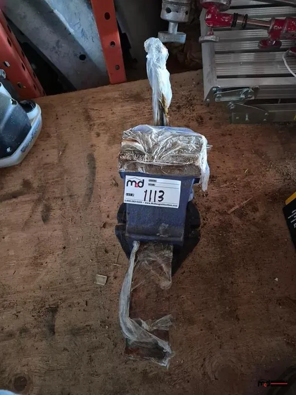 Irwin Record Heavy-Duty Bench Vise
UNRESERVED