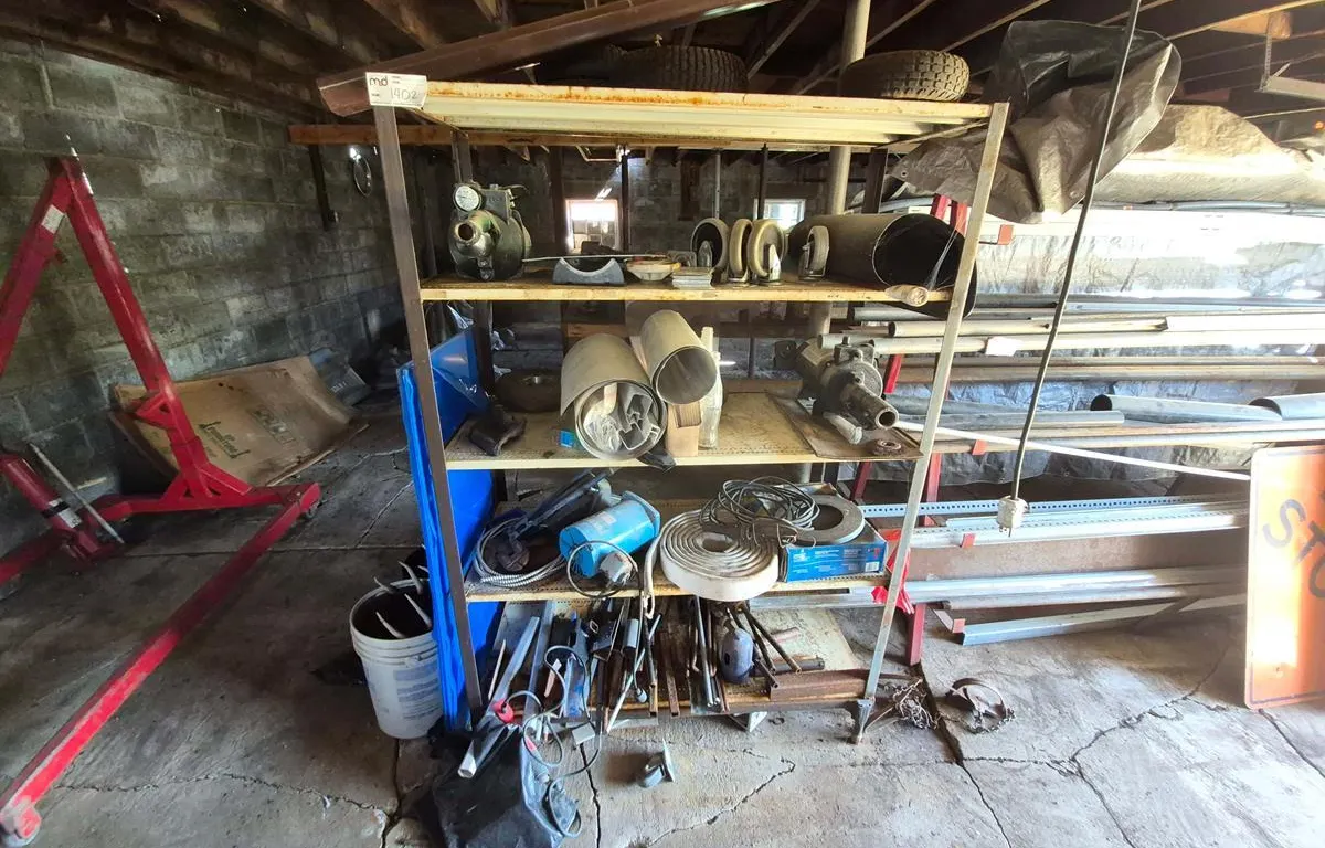 Assorted Shop Parts, Pumps and Casters
UNRESERVED
