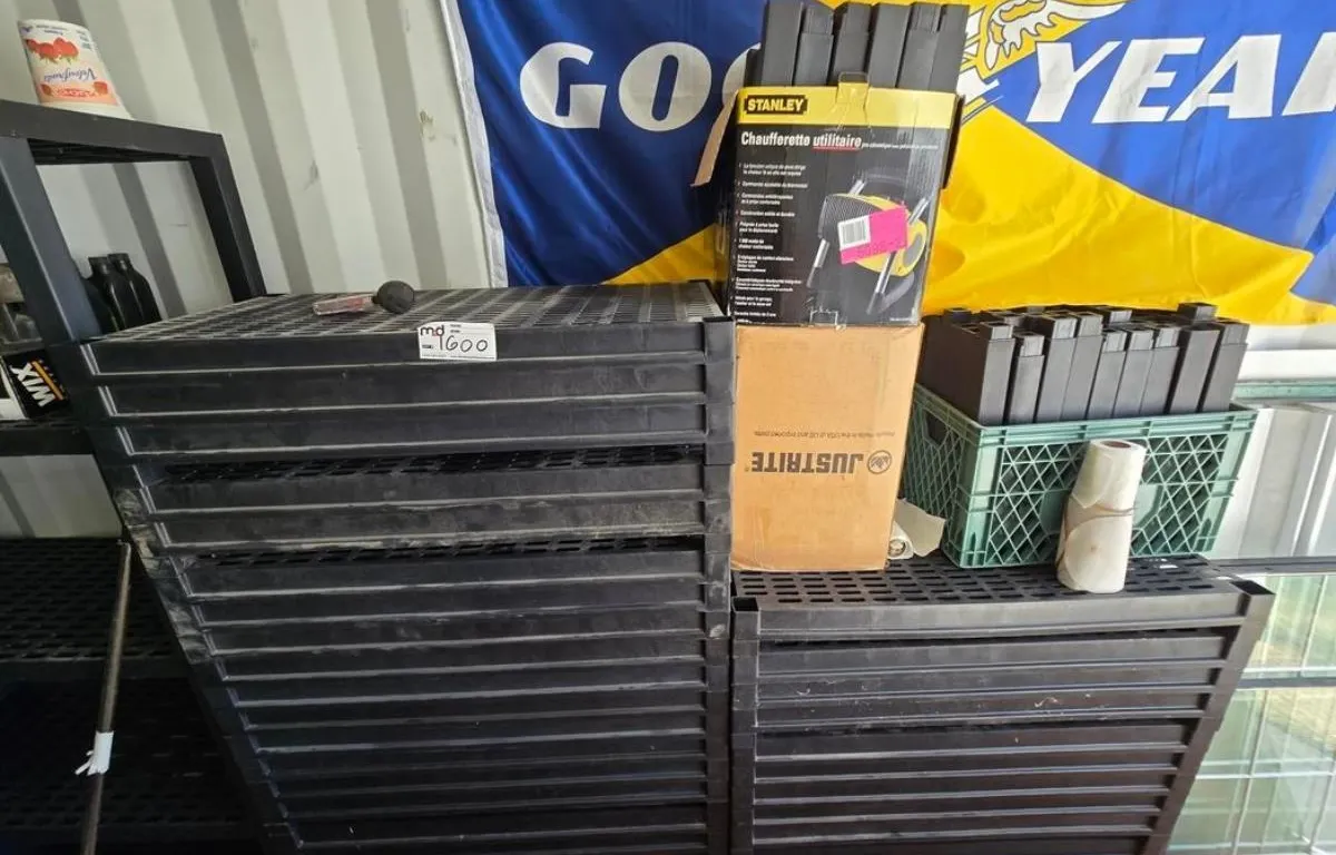 Assorted Plastic Storage Trays and Supplies
UNRESERVED