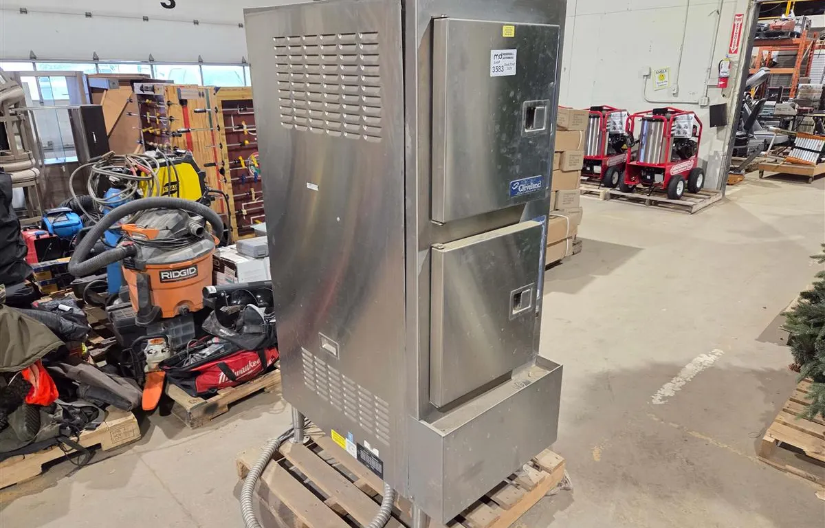 Cleveland Stainless Steel SteamCraft Ultra 10
UNRESERVED