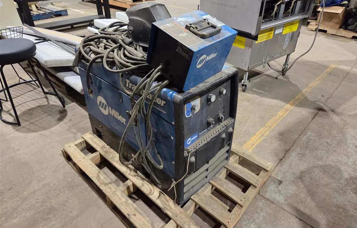 Miller Trailblazer Welder Generator w/ Mask & Cables
UNRESERVED