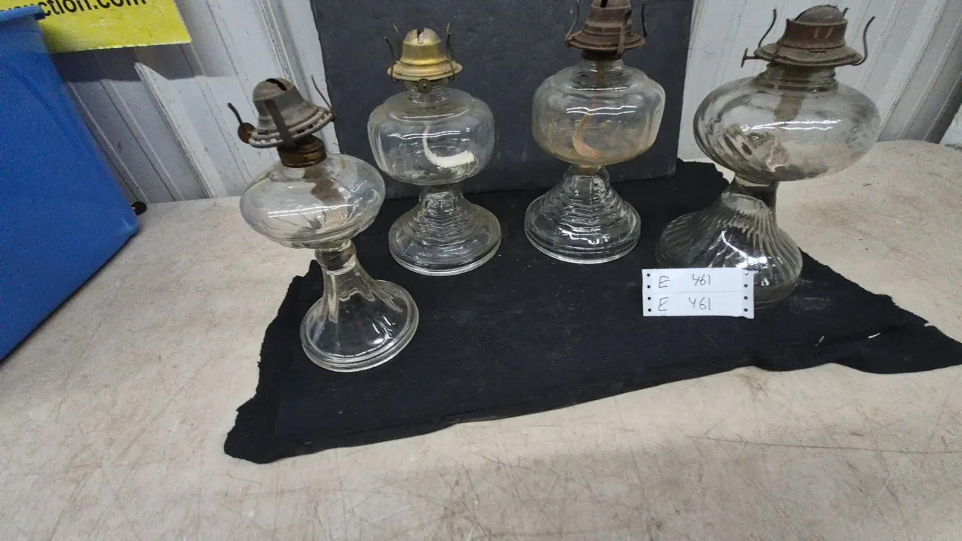 Four Clear Glass Oil Lamps with Metal Burners and Wicks. No chimney