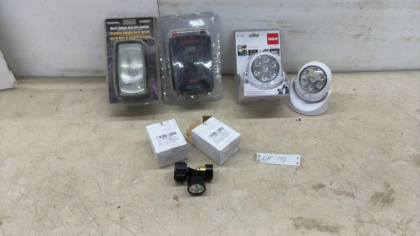 Pathfinder Halogen Spotlight, RCA RNL440 7 LED Motion Lights, Power Inverter