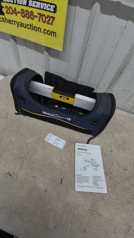 Mastercraft Multi-Cutter Precision Saw, Model 54-8333-2, and Level in Carry Bag