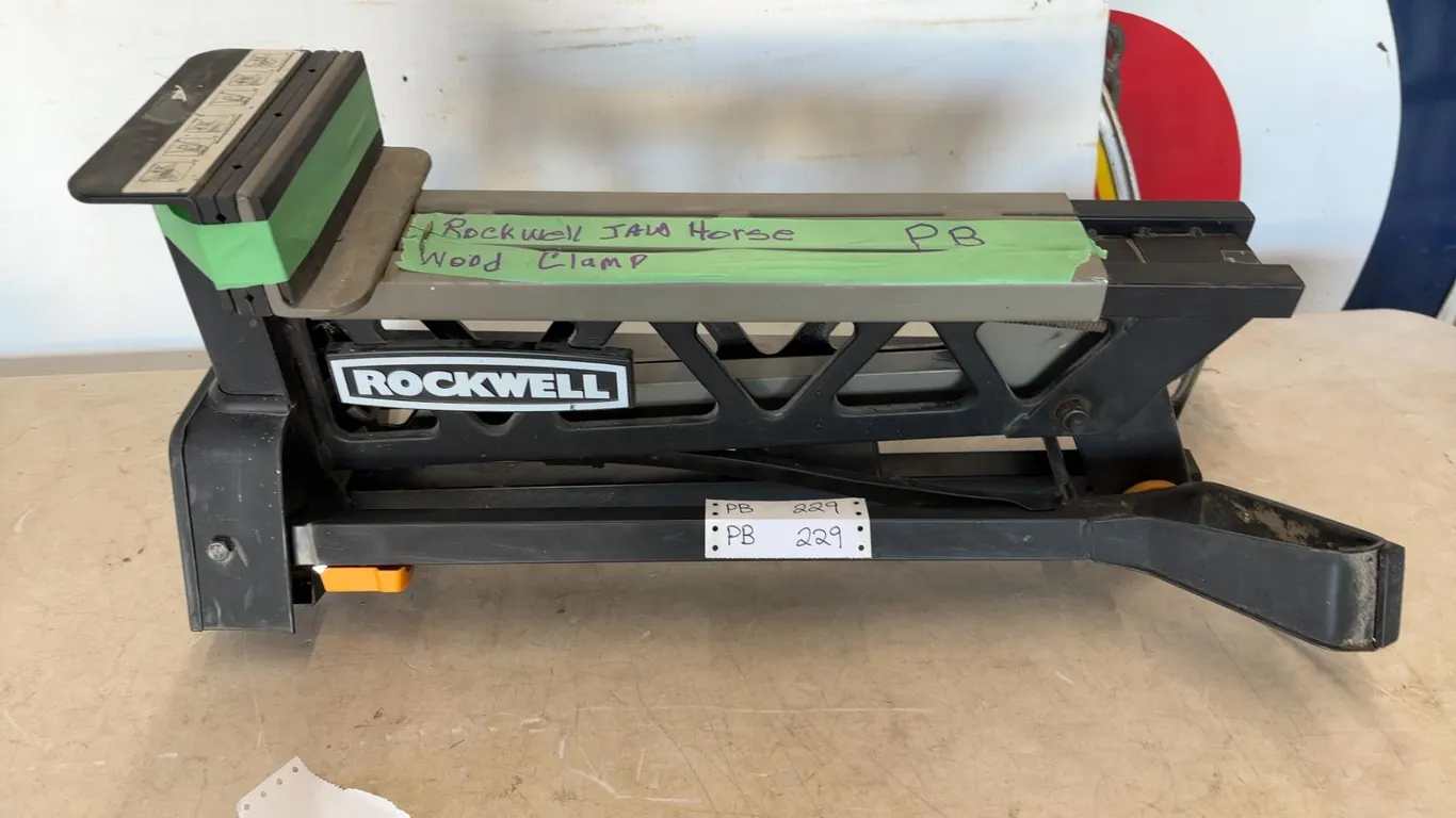 Rockwell Jawhorse Wood Clamp with Clamping and Releasing Instructions