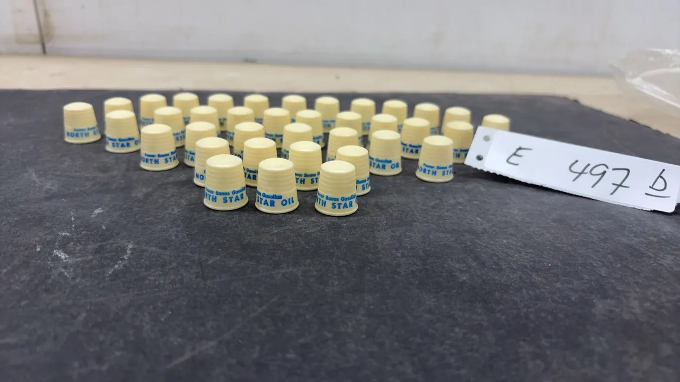 Vintage North Star Oil Power Bonus Gasoline Advertising Plastic Thimbles, 25