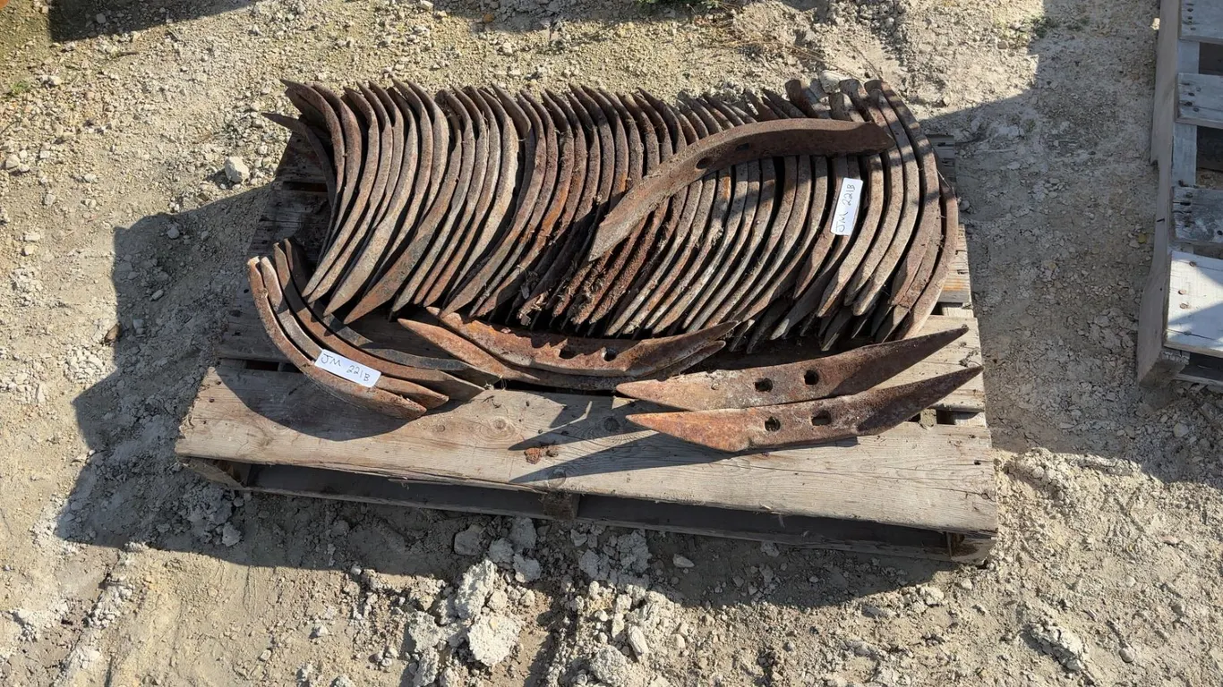 40 Deep Tiller Spikes
