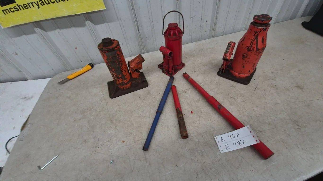 Three Hydraulic Bottle Jacks, Three Jack Handles
