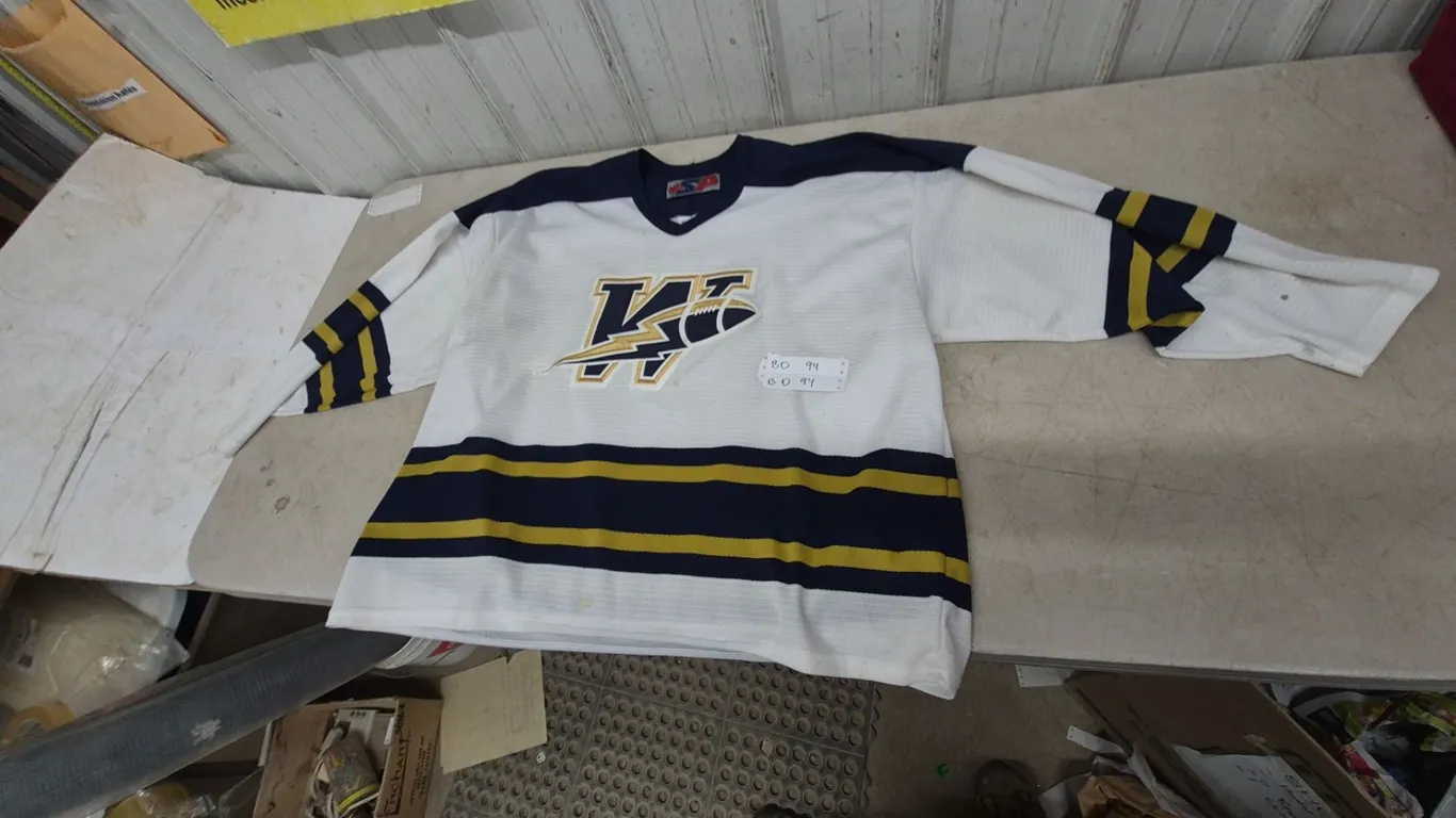 SP H.W. Sellers #33 Hockey Jersey, White and Navy Blue with Gold Accents, Size TG/XL