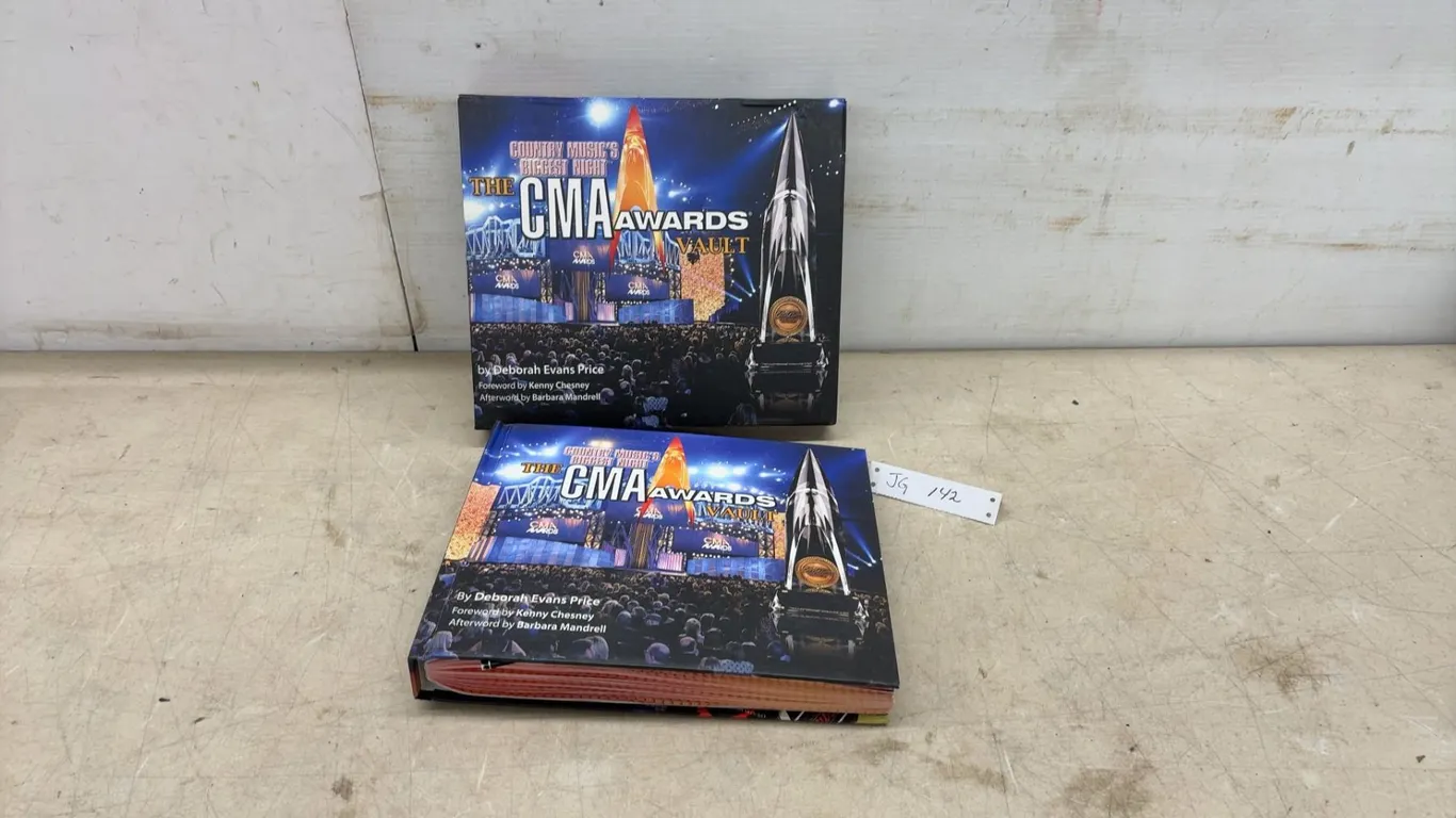 "The CMA Awards Vault: Country Music's Biggest Night" by Deborah Evans Price, Hidden Pockets with