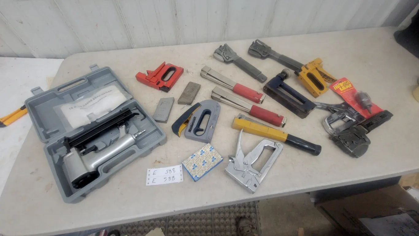 Assorted Staplers and Nailers: Mastercraft Stapler, 18 and 19 Gauge Brad Nailer