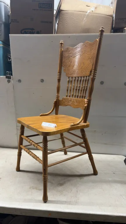 Antique Oak Pressback Side Chair with Carved Scroll Motifs and Turned Spindles